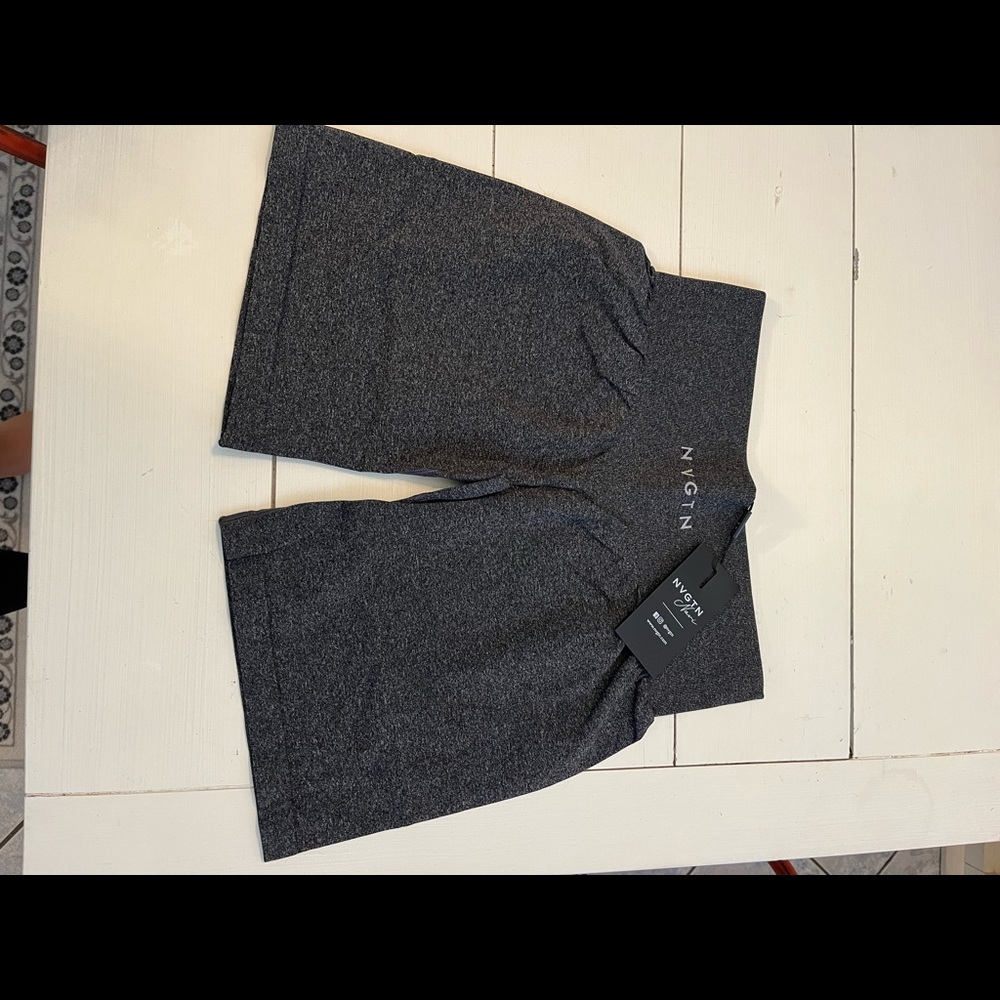 Nvgtn pro shorts size large
